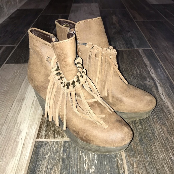 Booties - Picture 5 of 5